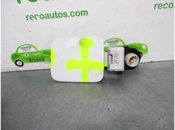 Replacement exterior fuel cap for Hyundai Sonata (NF) 2.0 CRDi CAT OEM IAM reference 695103K100 WHITE