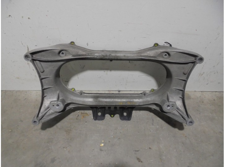 Recambio de puente delantero para lexus is 200 (ds2/is2) 220d referencia OEM IAM CUNA MOTOR CESTA 3