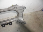 Recambio de puente delantero para lexus is 200 (ds2/is2) 220d referencia OEM IAM CUNA MOTOR CESTA 3