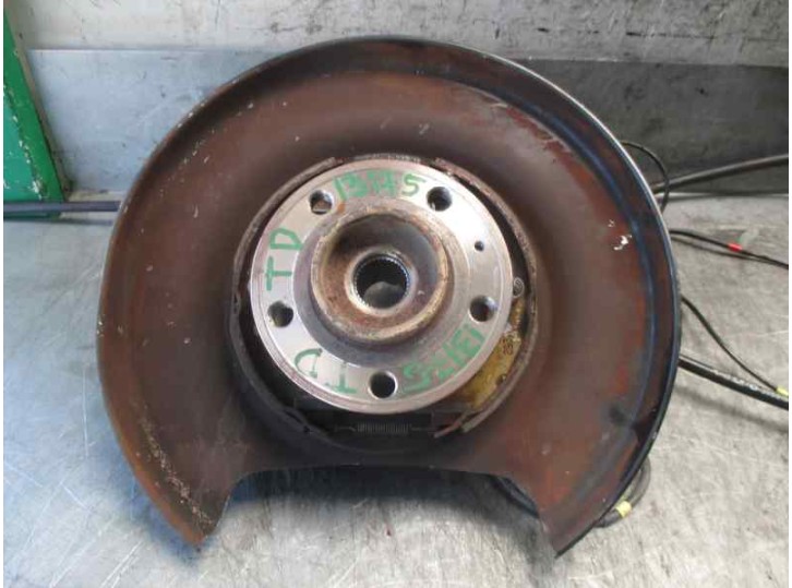 Recambio de mangueta trasera derecha para volvo xc90 2.4 diesel cat referencia OEM IAM 31277992 