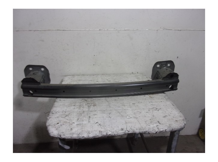 Recambio de refuerzo paragolpes trasero para volvo xc60 referencia OEM IAM  DE HIERRO 5 PUERTAS