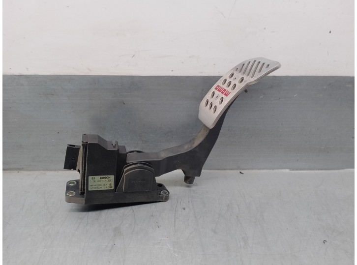 Recambio de potenciometro pedal para seat toledo (1m2) 1.9 tdi referencia OEM IAM 1J1721503K 0281002342 BOSCH