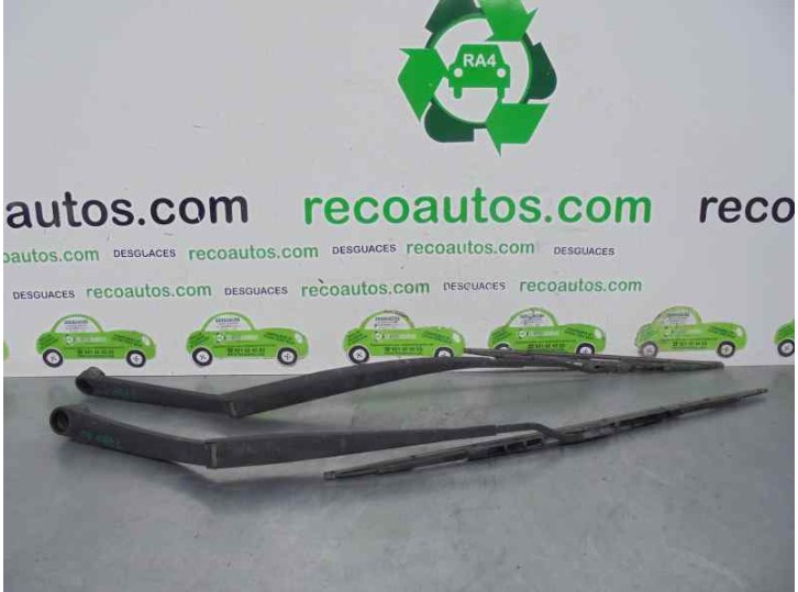 Recambio de brazo limpia delantero derecho para kia carnival 2.9 crdi cat referencia OEM IAM 983104D000 