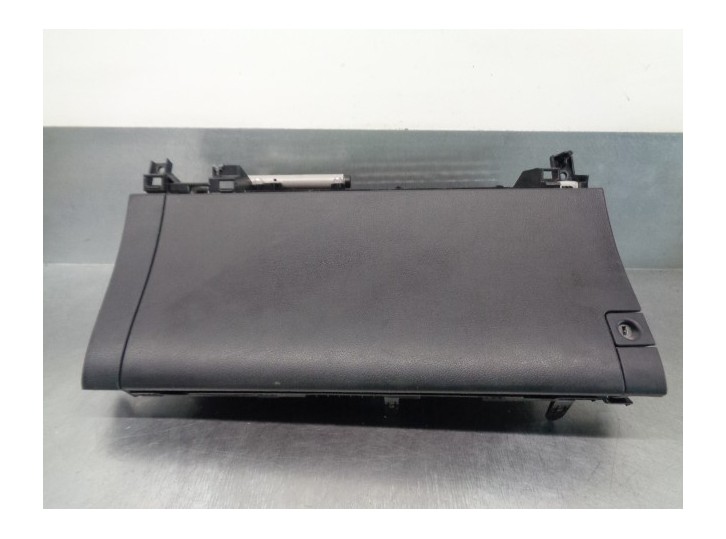 Recambio de guantera para lexus ct 1.8 16v cat (híbrido) referencia OEM IAM 5555076013 5555076010 