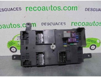 Recambio de caja reles / fusibles para kia carnival 2.9 crdi cat referencia OEM IAM 919584D080 