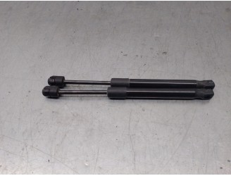 Replacement trunk / tailgate shock absorbers for Seat Toledo (1M2) 1.9 TDI OEM IAM reference 0115895 