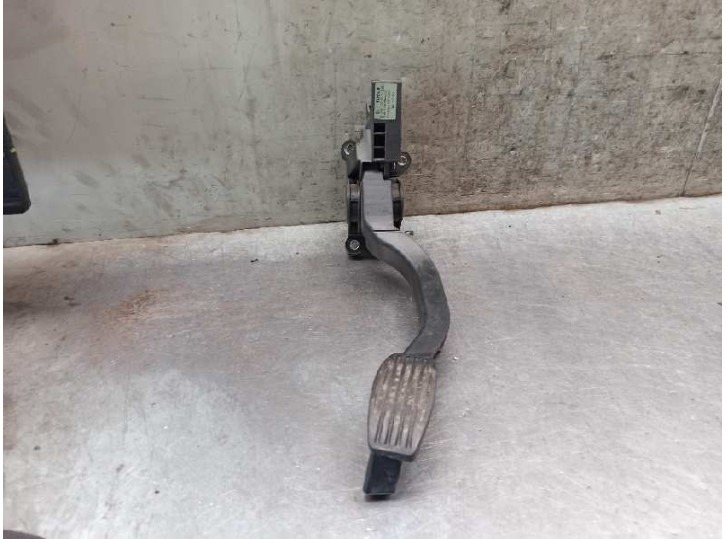 Recambio de potenciometro pedal para fiat idea (135) 1.3 jtd cat referencia OEM IAM 51715557 0280752250 BOSCH