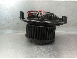 Recambio de motor calefaccion para skoda karoq (nu7, nd7) 1.6 tdi referencia OEM IAM 5WB819015 5WB819015 CZ0160601370 DENSO