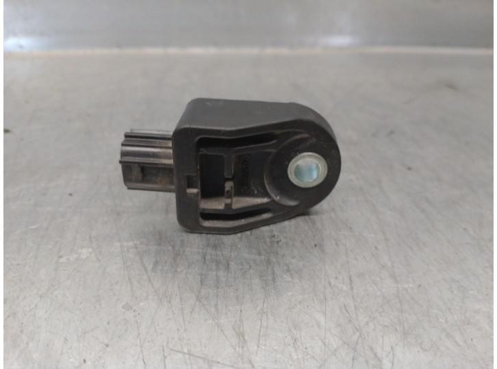 Recambio de sensor impacto para lexus ct 1.8 16v cat (híbrido) referencia OEM IAM 8917375010  DENSO