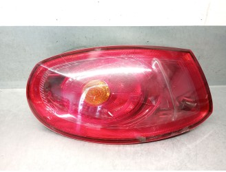 Recambio de piloto trasero derecho para fiat bravo (198) 1.9 8v jtd cat referencia OEM IAM 51757542 51757542 