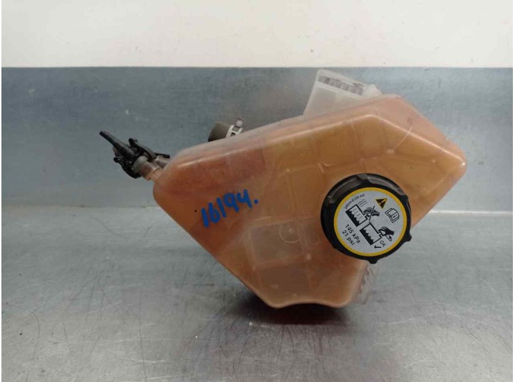 Recambio de deposito expansion para ford b-max titanium referencia OEM IAM N05001A200 1513111 FOMOCO