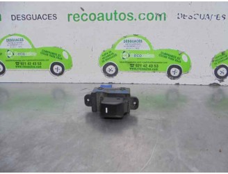 Recambio de mando elevalunas trasero izquierdo para kia rio 1.1 crdi cat referencia OEM IAM 935801W000  