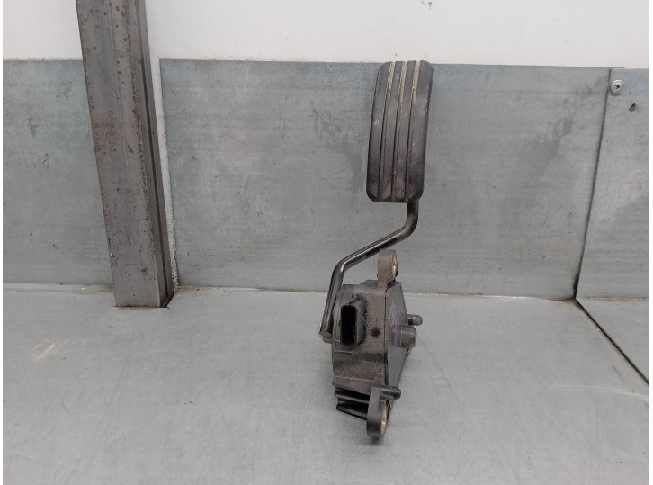Recambio de potenciometro pedal para renault kangoo referencia OEM IAM 8200436878  