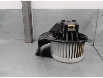 Recambio de motor calefaccion para renault kangoo referencia OEM IAM 173830100  