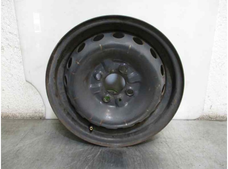 Recambio de llanta para daewoo nexia 1.5 cat referencia OEM IAM 60515006 R1351/2JX13H2X39 HIERRO