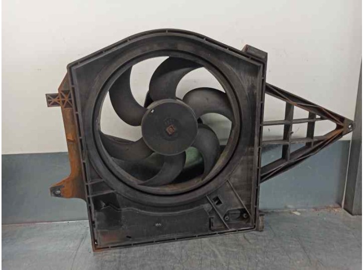 Recambio de electroventilador para peugeot 806 2.0 cat referencia OEM IAM 8240142 GATE