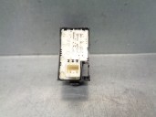 Replacement rear right window regulator switch for Lexus CT 1.8 16V CAT (Hybrid) OEM IAM reference 192801 