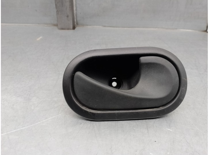 Recambio de maneta interior delantera derecha para renault kangoo referencia OEM IAM 21029310580  5 PUERTAS