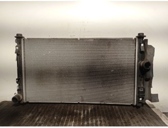 Recambio de radiador agua para dodge caliber 2.0 16v cat referencia OEM IAM 68004049AA 879332K VALEO