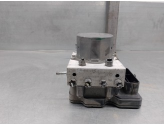 Recambio de abs para renault kangoo referencia OEM IAM 476605416R 16052424474 BOSCH