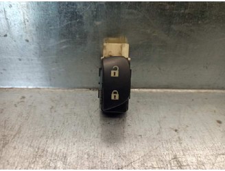 Recambio de mando para saab 9-3 berlina 1.9 tid cat referencia OEM IAM 12786136  