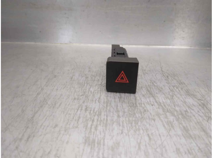 Recambio de warning para chevrolet captiva 2.0 diesel cat referencia OEM IAM 202005304 