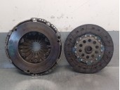 Replacement clutch kit for Volvo V40 Hatchback (525) D2 OEM IAM reference 31492036 31492036 31492037 LUK