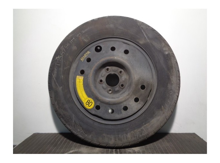 Recambio de neumatico repuesto para chevrolet captiva 2.0 diesel cat referencia OEM IAM 05105079AA T15590R16110M KUMHO