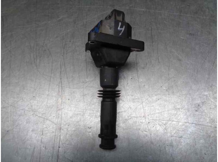 Replacement ignition coil for Alfa Romeo 146 1.6 16V CAT OEM IAM reference 1227030062 BOSCH