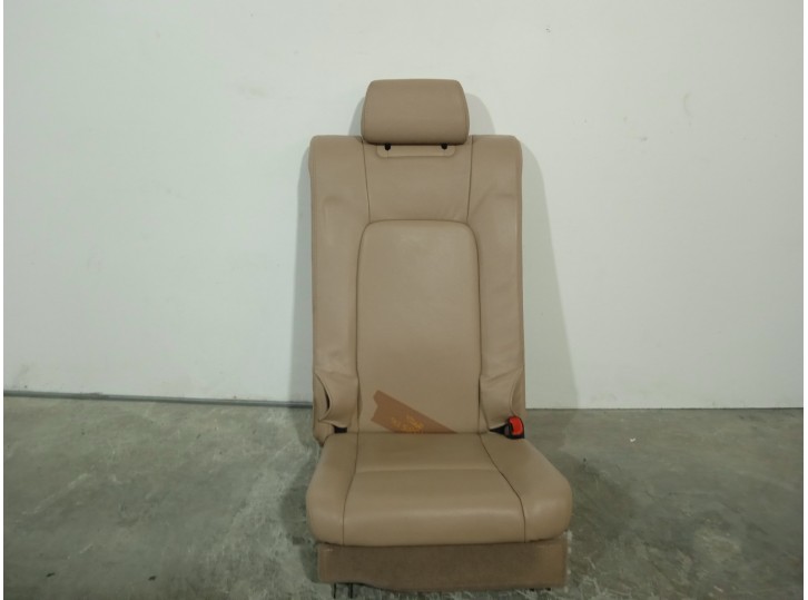 Recambio de asientos tercera fila para chevrolet captiva 2.0 diesel cat referencia OEM IAM 4397649 CUERO BEIGE 5 PUERTAS