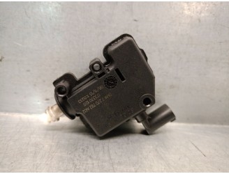 Recambio de motor tapa deposito combustible para bmw 1 (f20) 116 d referencia OEM IAM 7270792A 67117270792 