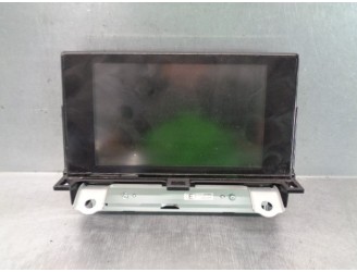 Replacement multifunction display for Lexus CT 1.8 16V CAT (hybrid) OEM IAM reference 8611176080 