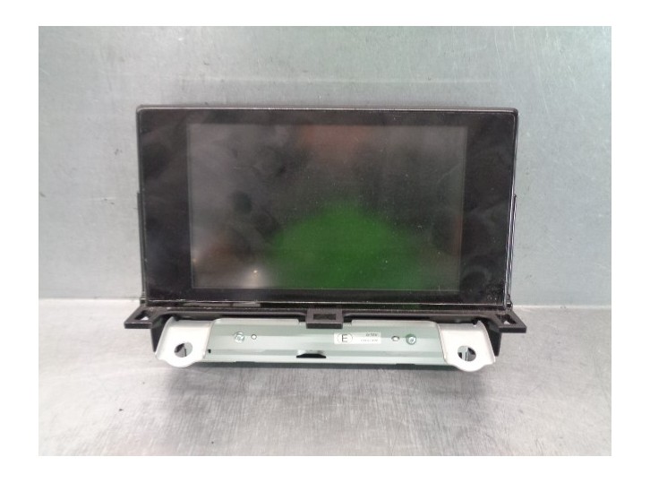 Replacement multifunction display for Lexus CT 1.8 16V CAT (hybrid) OEM IAM reference 8611176080 