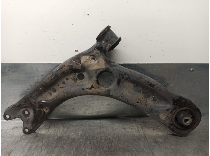 Recambio de brazo suspension inferior delantero izquierdo para seat leon st (5f8) reference ecomotive referencia OEM IAM 5Q04071