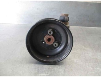 Replacement power steering pump for Volkswagen Polo Berlina (6N1) 1.6 OEM IAM reference 032145157A 7691955220 ZF