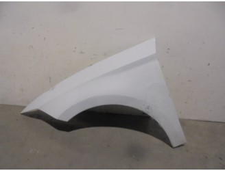 Replacement left front fender for Seat Leon ST (5F8) Reference Ecomotive OEM IAM reference 5F0821472. WHITE 5 DOOR