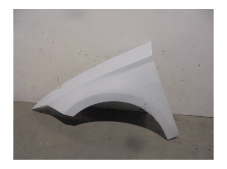 Recambio de aleta delantera izquierda para seat leon st (5f8) reference ecomotive referencia OEM IAM 5F0821472. BLANCA 5 PUERTA