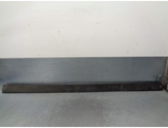 Recambio de molduras traseras para ford fiesta berl./express 1.6 referencia OEM IAM 4FBB442A10AA  