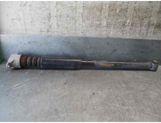 Recambio de amortiguador trasero derecho para mazda 2 berlina (dy) 1.4 diesel cat referencia OEM IAM 3M7118080AE 