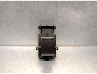 Recambio de mando elevalunas trasero derecho para toyota yaris (_p21_, _pa1_, _ph1_) 1.5 hybrid (mxph10) referencia OEM IAM 8481