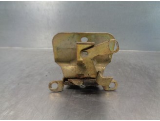 Recambio de cerradura maletero / porton para ford fiesta berl./express 1.6 referencia OEM IAM 84FBB43102AC 