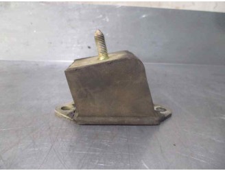 Replacement engine mount for Renault 5 (B/C40) 1.1 OEM IAM reference 
