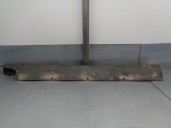 Recambio de spoiler talonera lateral izquierda para ford fiesta berl./express 1.6 referencia OEM IAM 1008921 