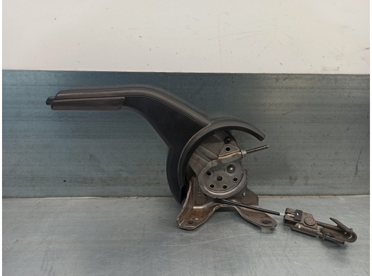 Replacement handbrake lever for Dodge Caliber 2.0 16V CAT OEM IAM reference 1CR75DX9AC 
