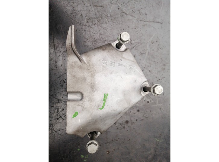 Recambio de soporte motor para opel astra j gti 1.4 sedan p10 referencia OEM IAM 13248477  