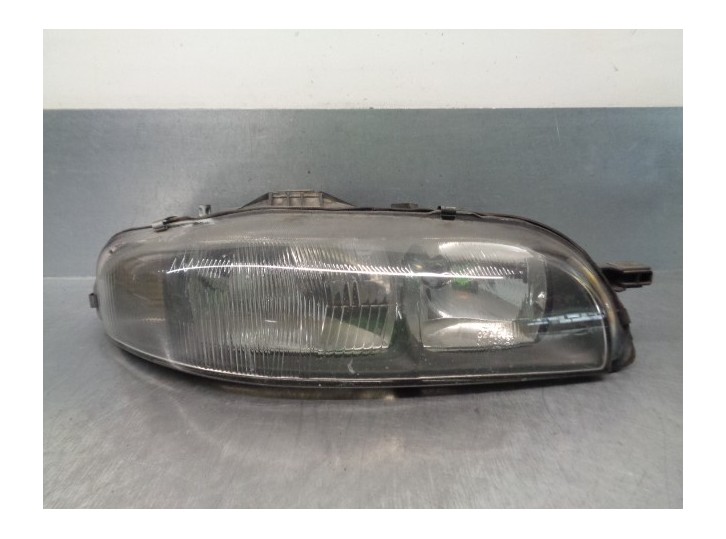 Recambio de faro derecho para fiat brava (182) 1.9 turbodiesel referencia OEM IAM 46523122  