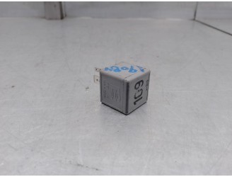 Recambio de rele para volkswagen golf iv berlina (1j1) 1.9 tdi referencia OEM IAM 1J0906381A  