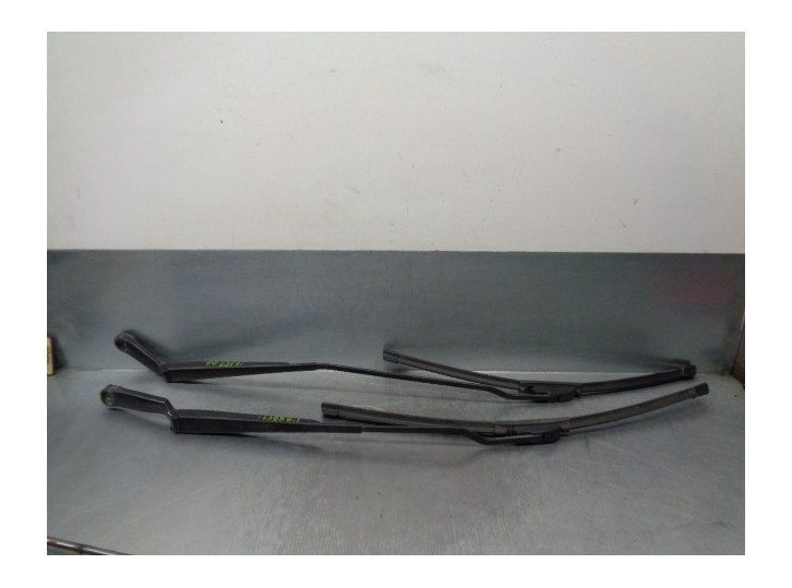 Recambio de brazo limpia delantero derecho para volkswagen golf iv berlina (1j1) 1.9 tdi referencia OEM IAM 1J1955409A  