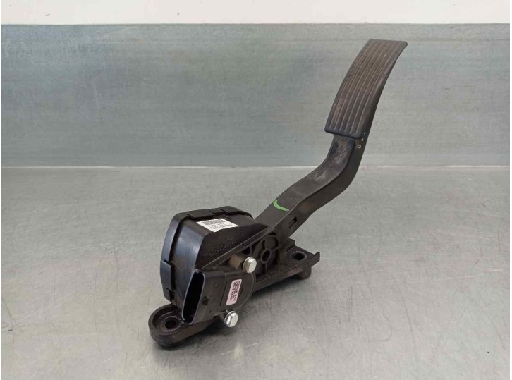 Recambio de potenciometro pedal para hyundai i20 i (pb, pbt) 1.4 crdi referencia OEM IAM 327261J500  