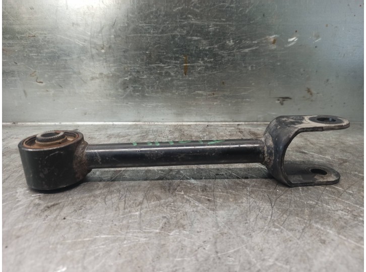 Recambio de brazo suspension superior trasero izquierdo para lexus is 200 (ds2/is2) 220d referencia OEM IAM 4877030080 